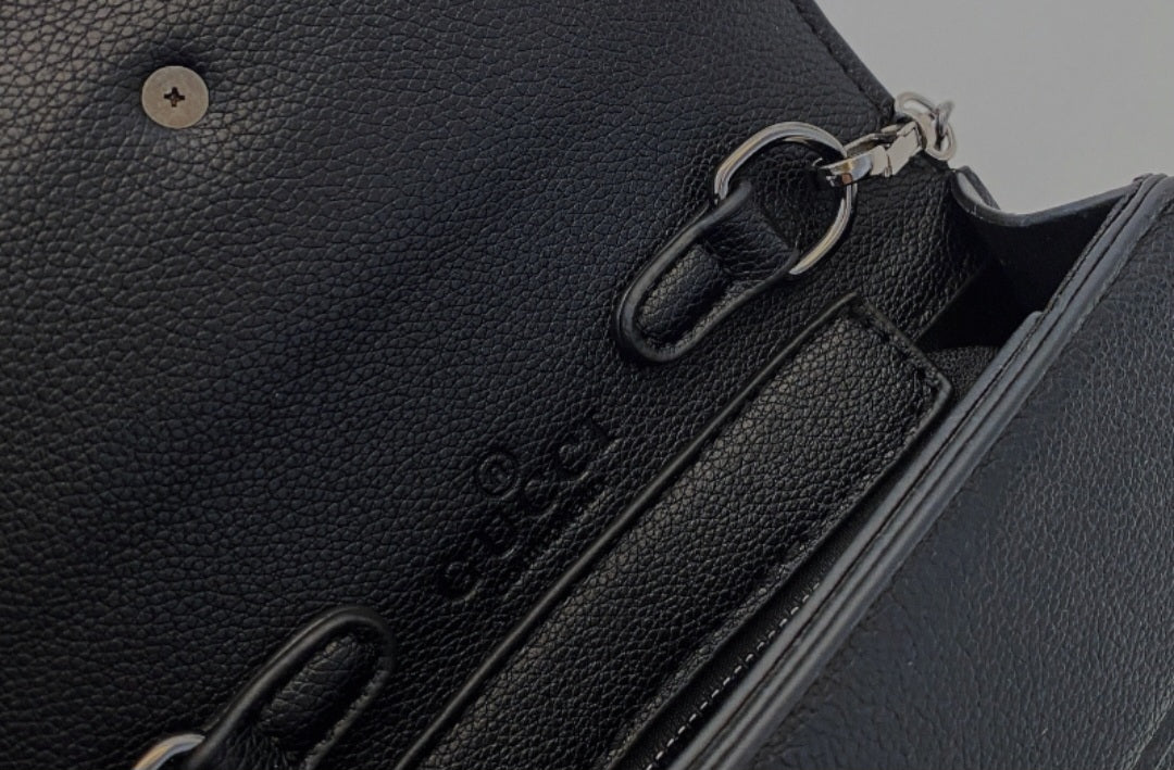 Gucci snake buckle bag
