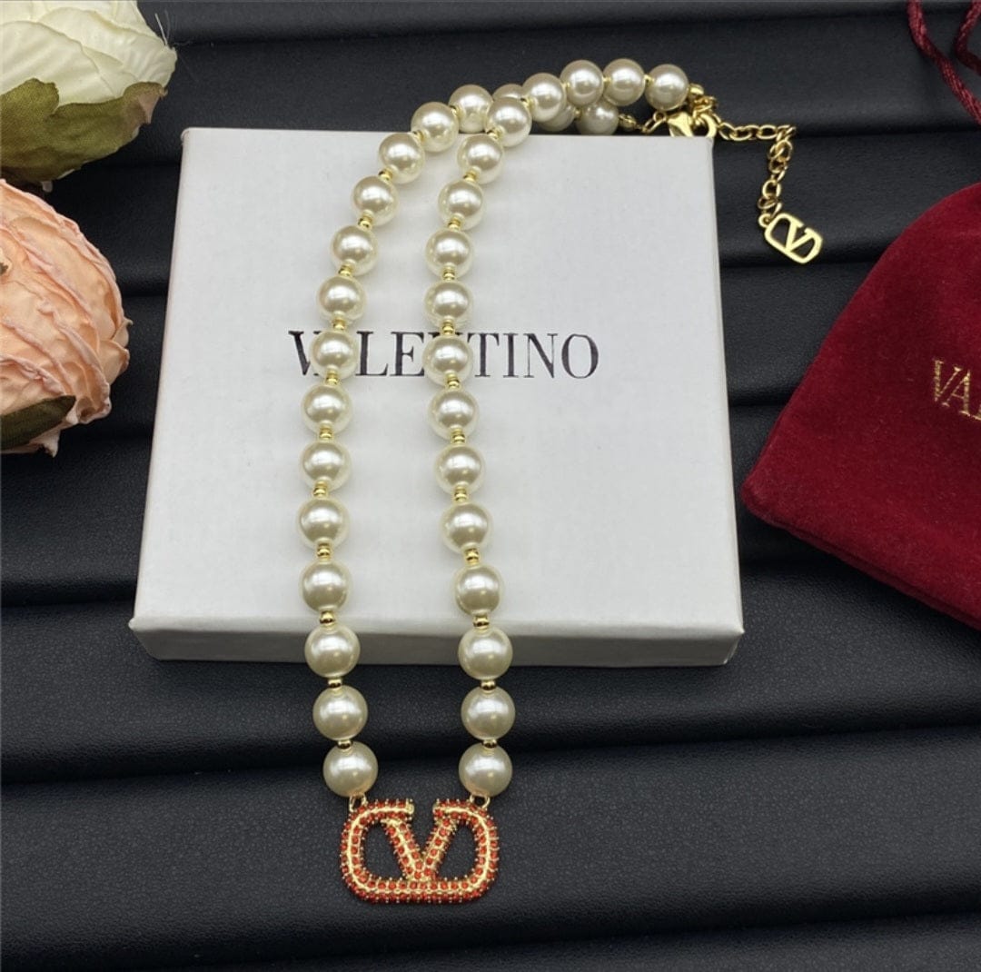 Valentinoset necklace earrings
