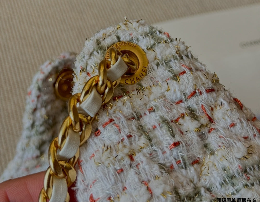 Chanel 25 bag