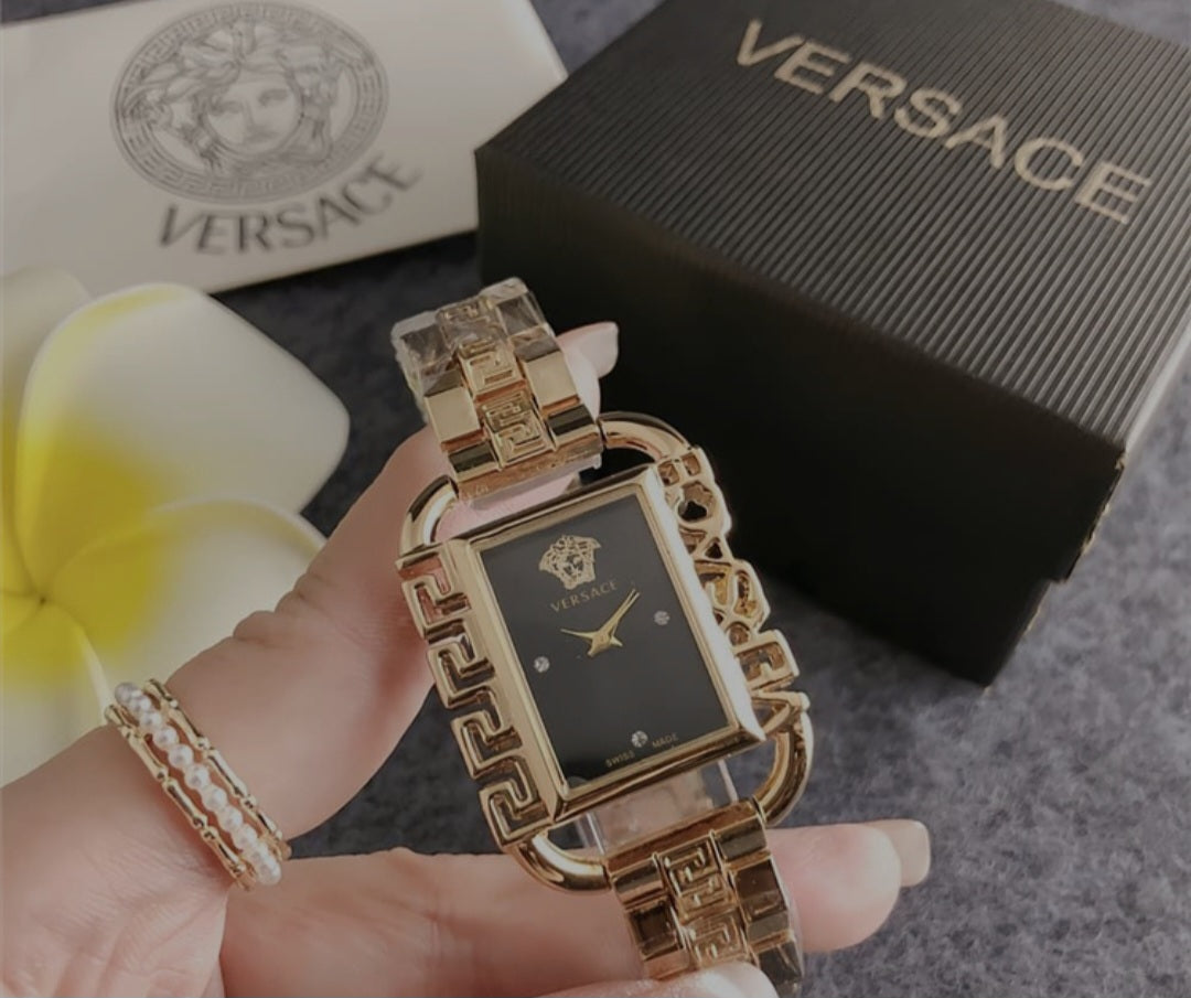 Versage watch