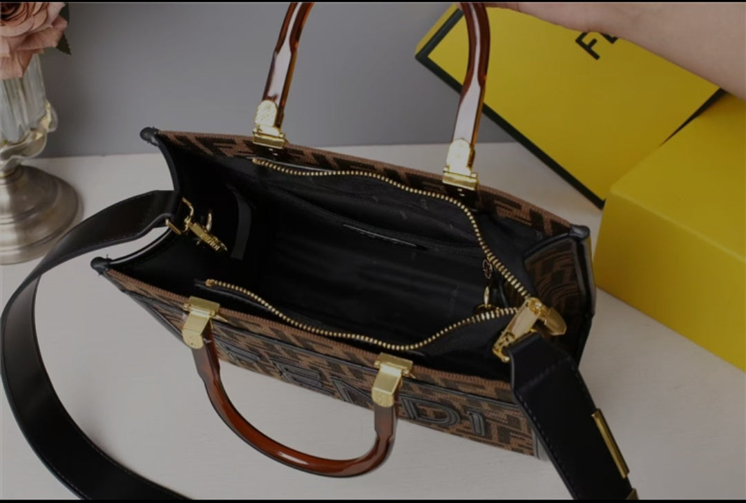 Fendi sunshine tote bag