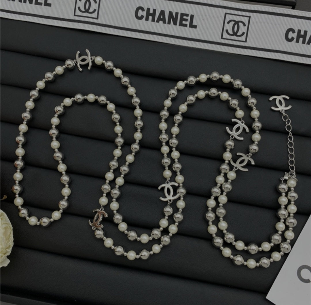 CC necklace long pearl