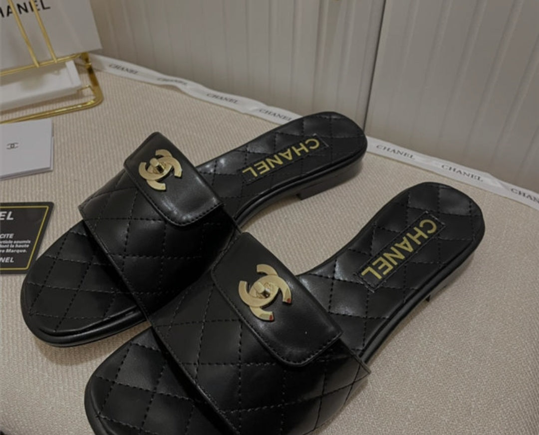 CC lamskin slides