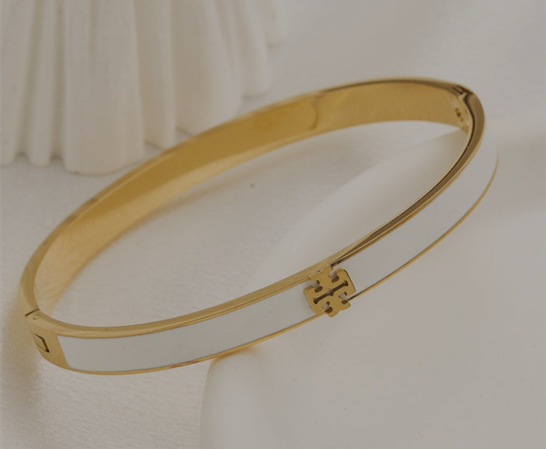 Tory Burch set earrings bracelet
