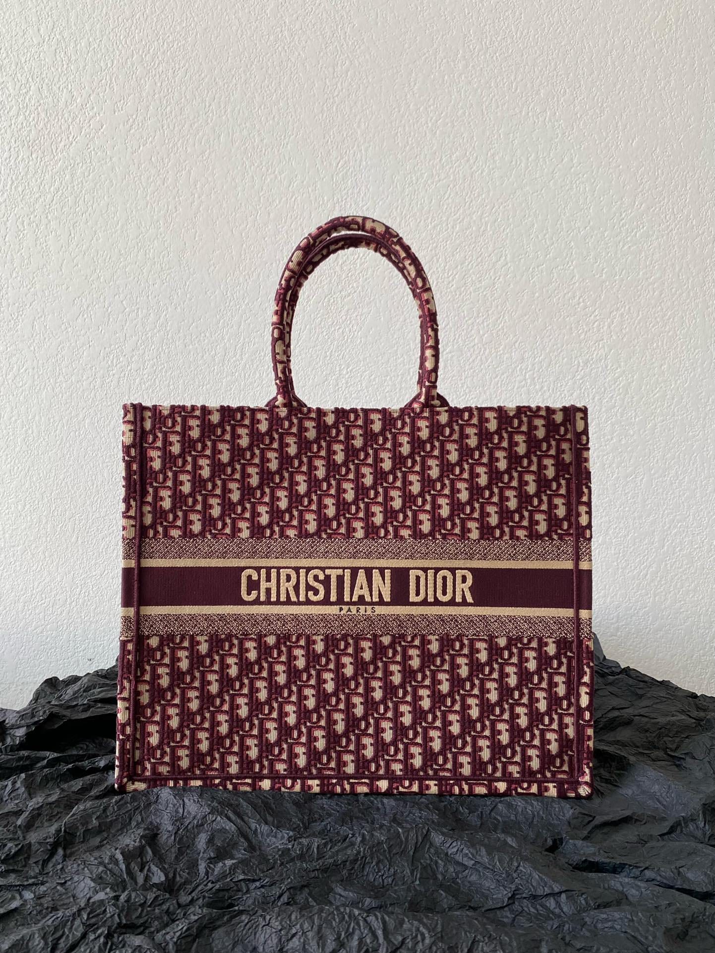 Dior book tote bag large