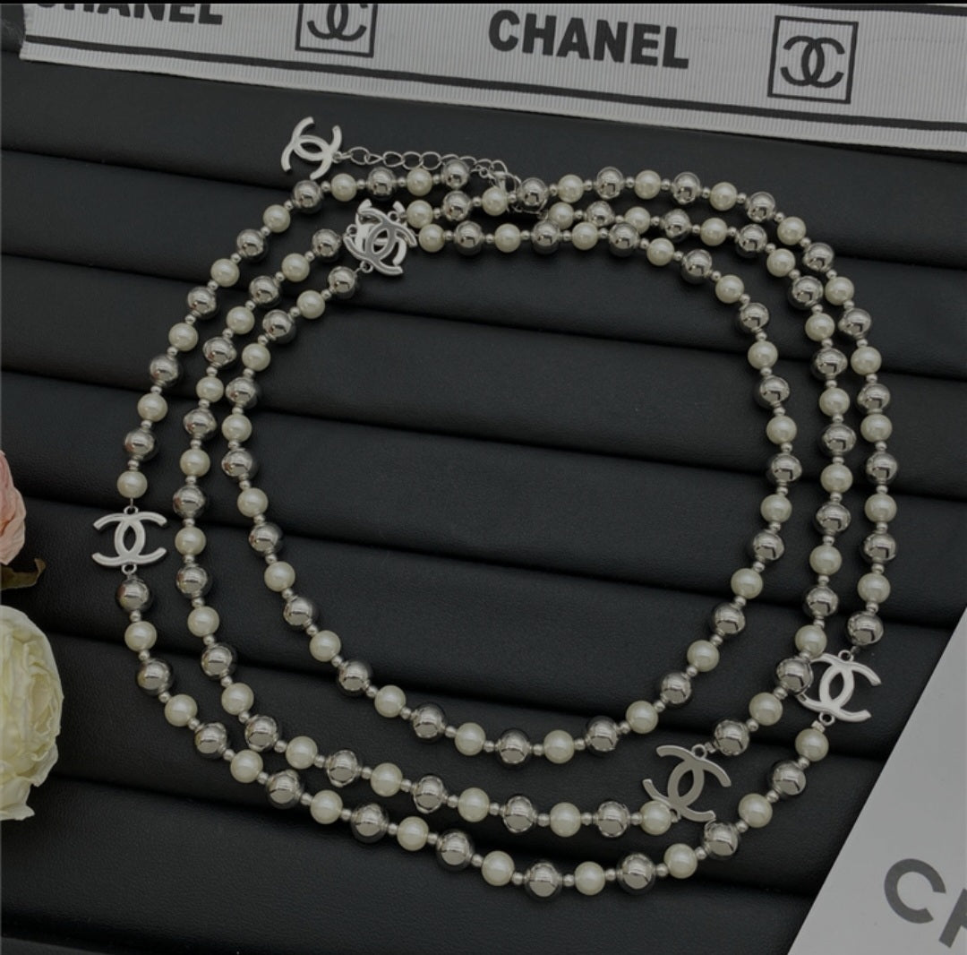 CC necklace long pearl