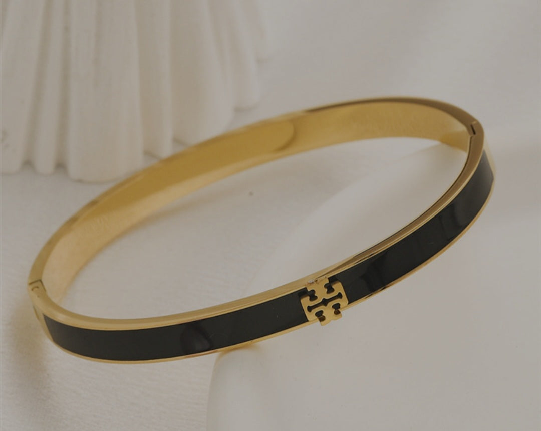 Tory Burch set earrings bracelet