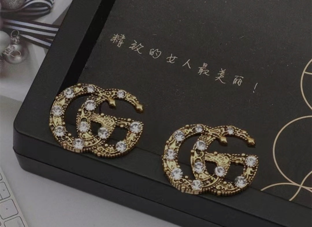 GG earrings