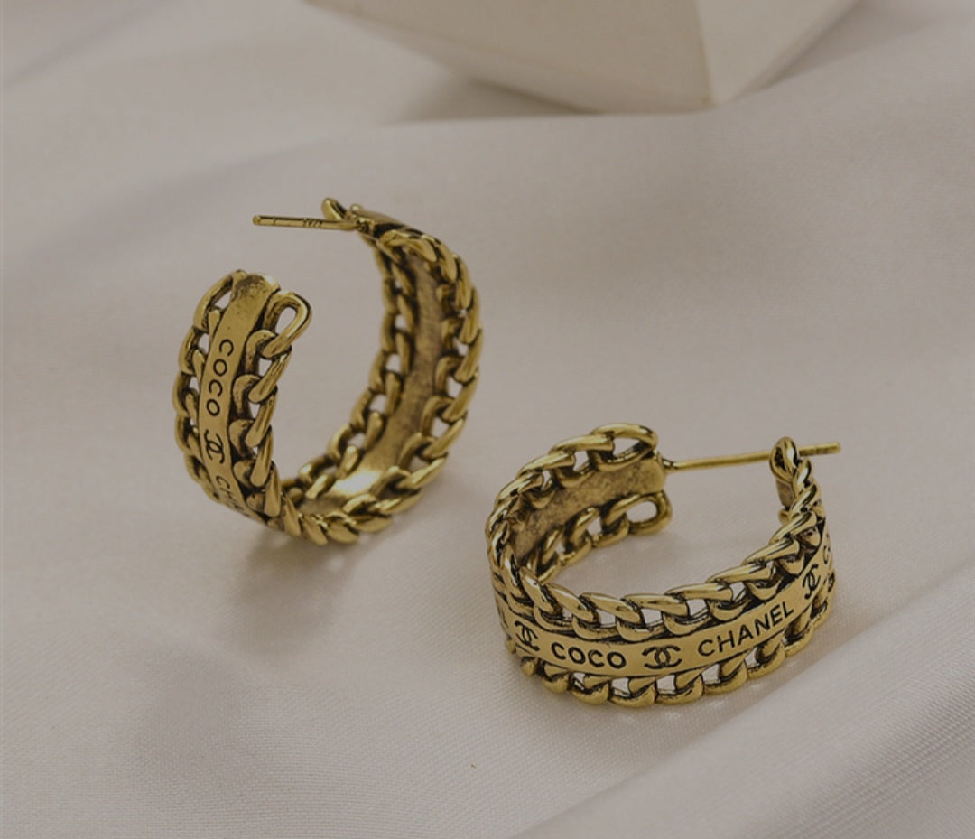 Chanel set bracelet earrings