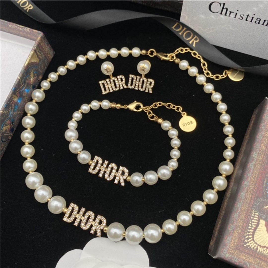 CDset necklace earrings