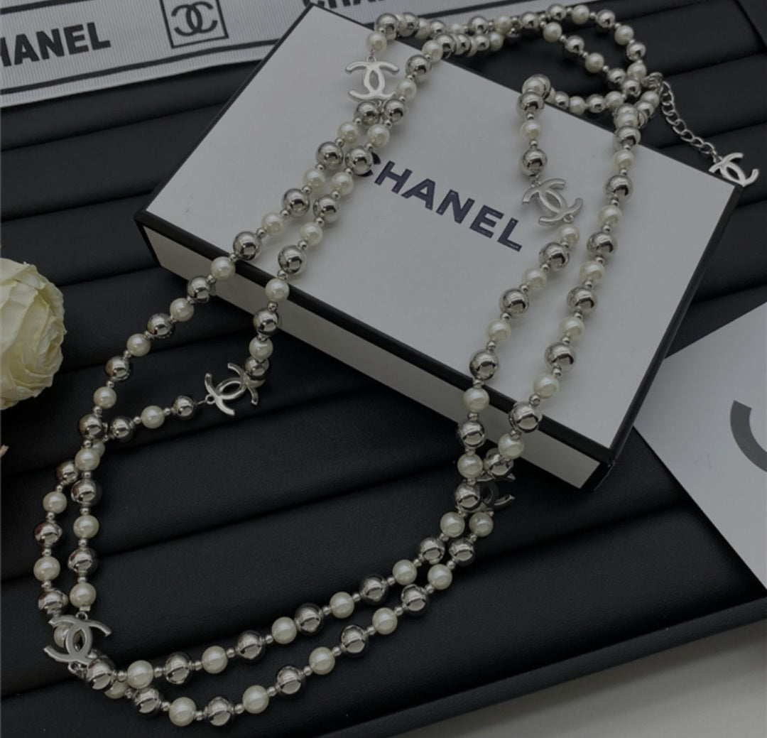 CC necklace long pearl
