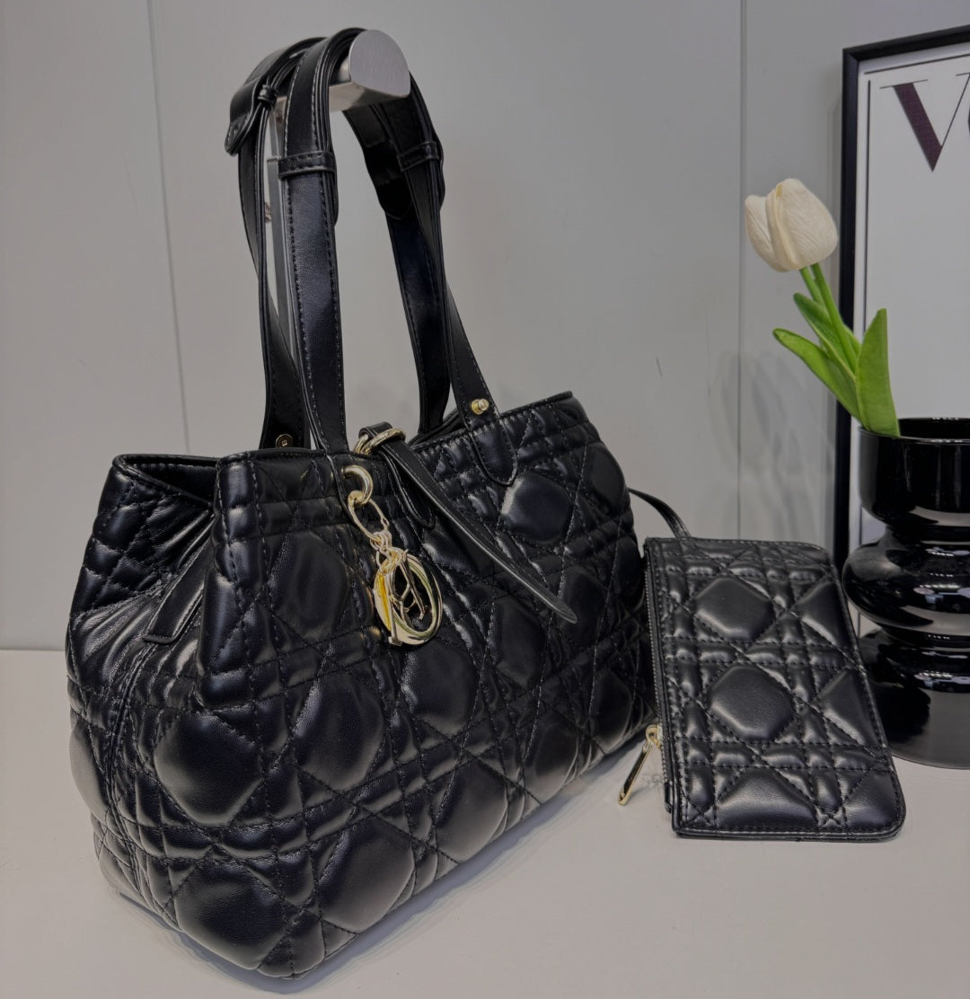 Dìor toutjour bag