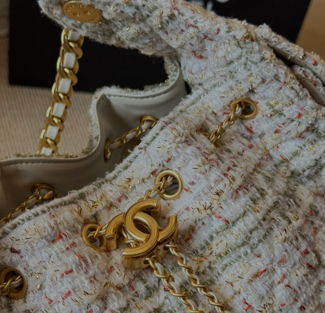 Chanel 25 bag