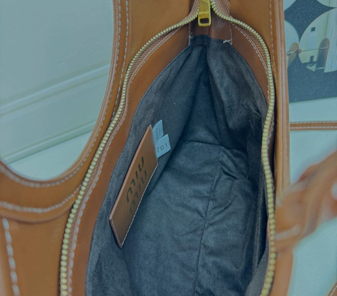 Miumiutote bag