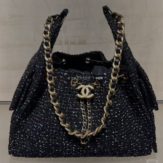 Chanel 25 bag