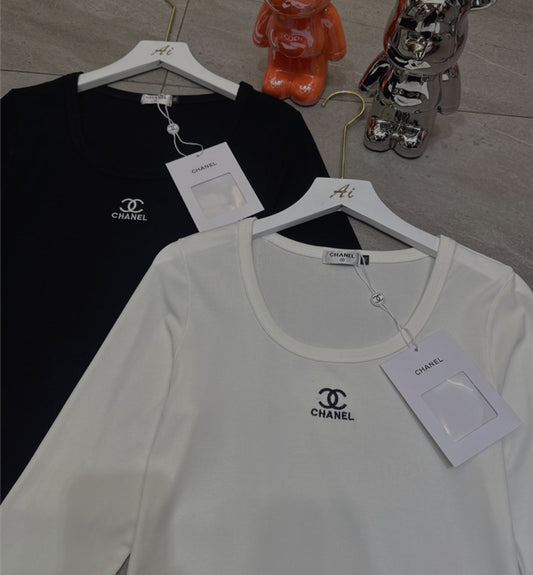 Chanel top long sleeve
