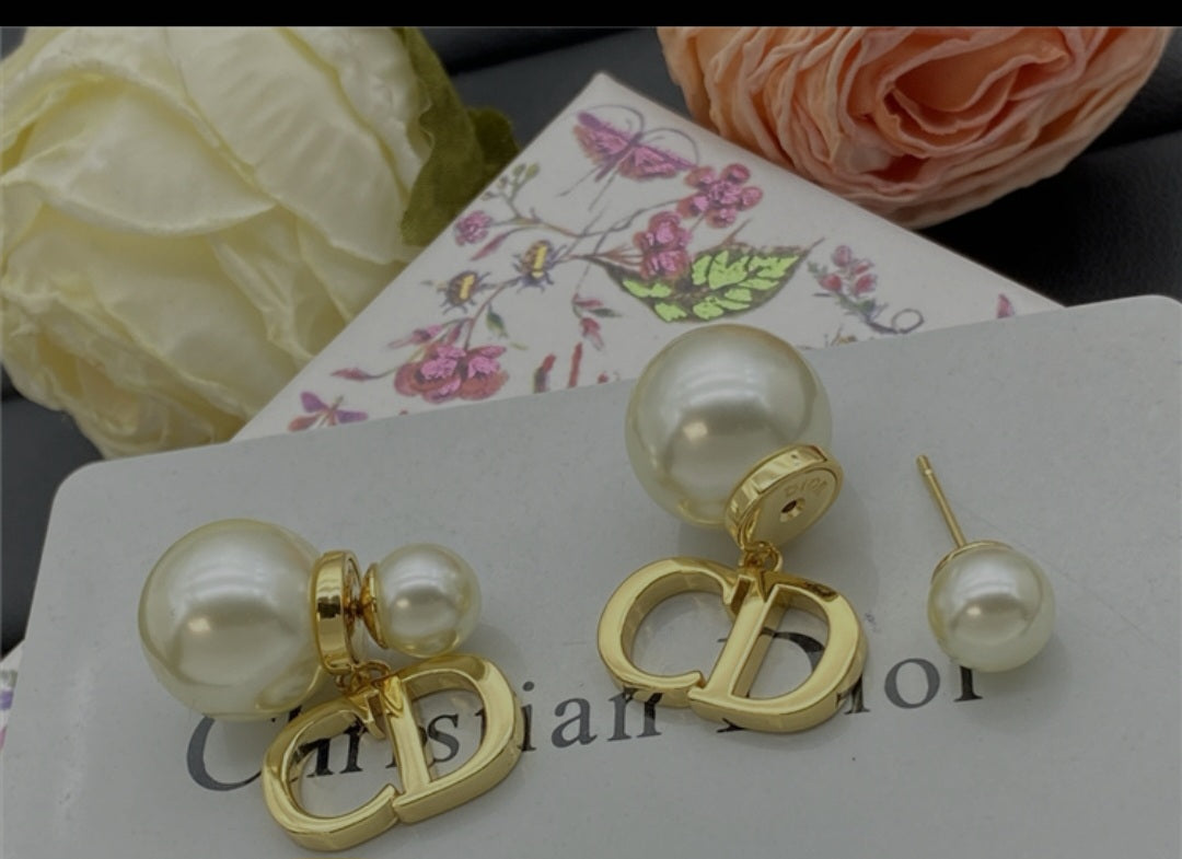 Dior triabal earrings