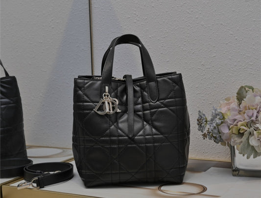 Dior toutjour bag