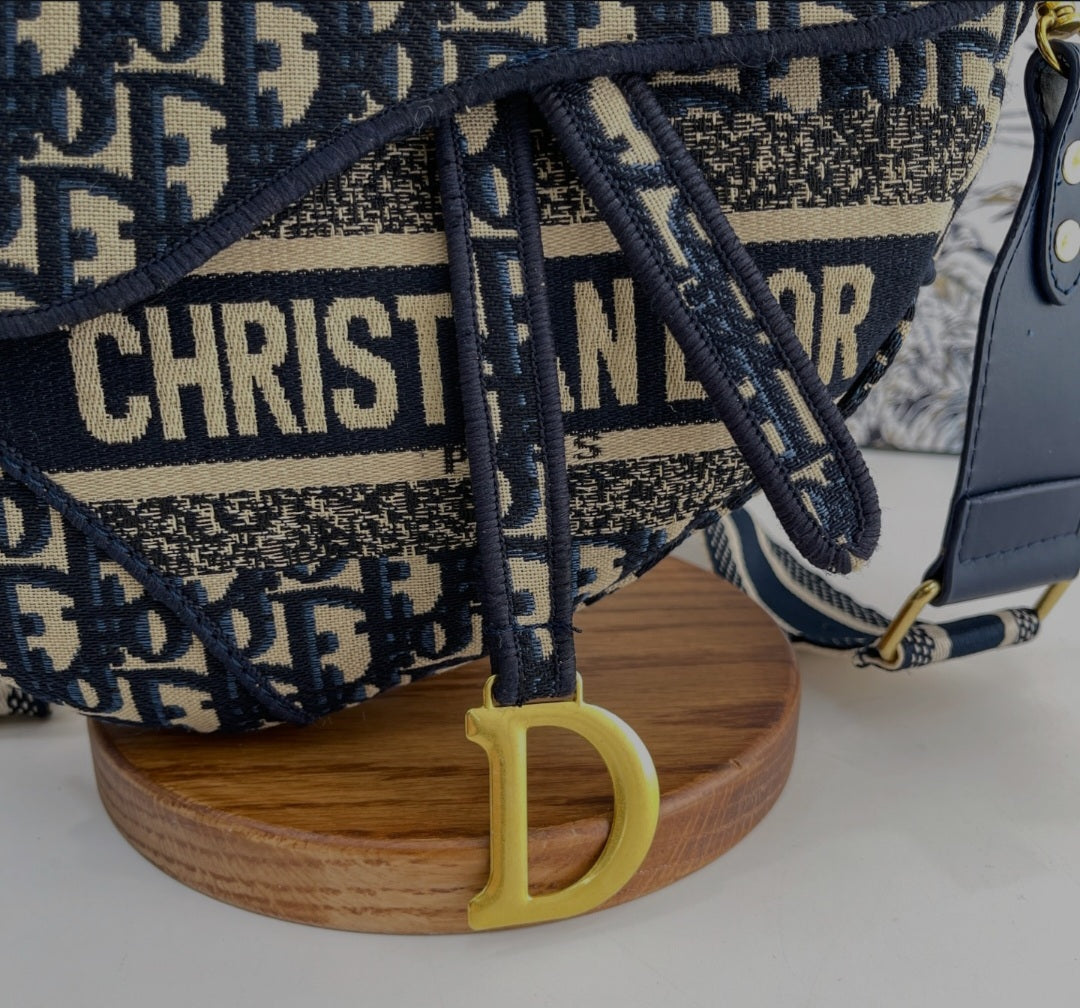 Dior saddle bag