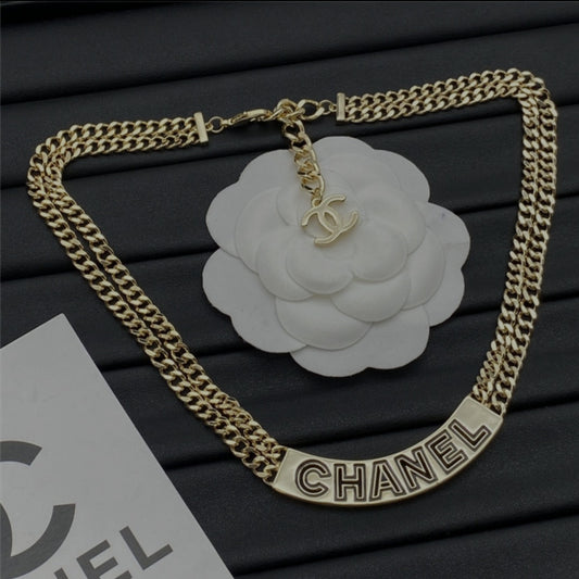 Chanel golden necklace