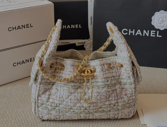Chanel 25 bag